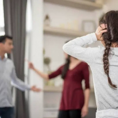 如何把家庭冲突对孩子的伤害降到最低？